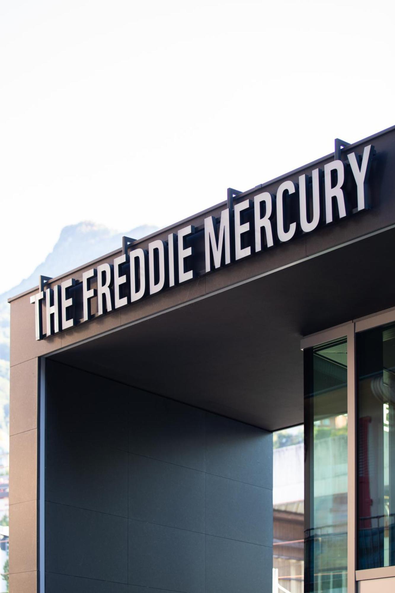 "The Freddie Mercury" Hotel Montreux Exterior photo